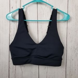 Fabletics black sports bra size large